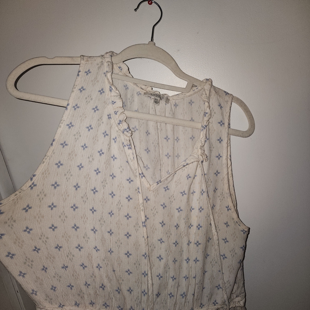Chic Cream Patterned Maxi Dress - Picture 2 of 4